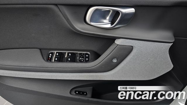 Polestar Polestar 2 2023 — photo 27