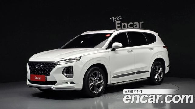 Hyundai Santafe 2019 — photo 1