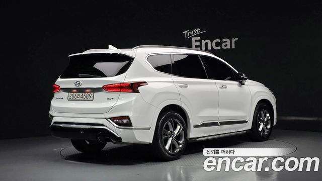 Hyundai Santafe 2019 — photo 2