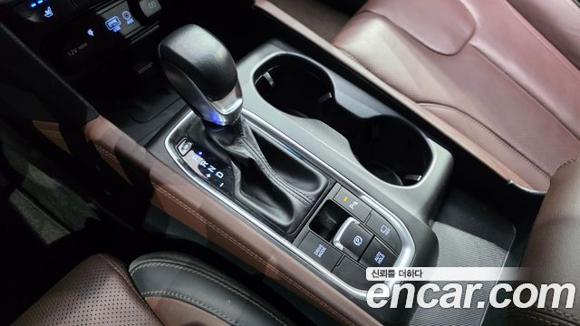 Hyundai Santafe 2019 — photo 9