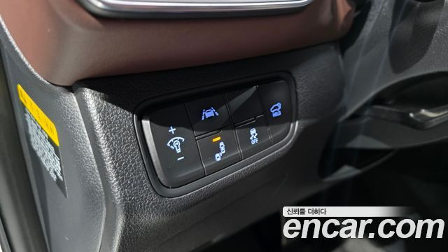 Hyundai Santafe 2019 — photo 12
