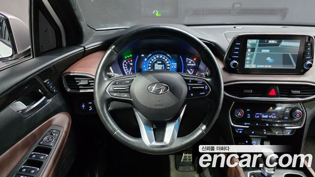 Hyundai Santafe 2019 — photo 13