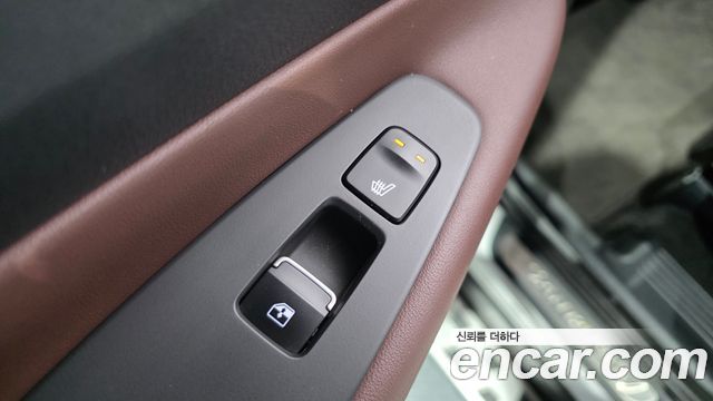 Hyundai Santafe 2019 — photo 18