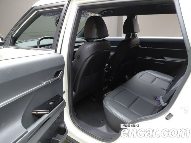 KG Mobility Torres 2024 — photo 18