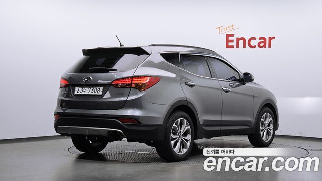 Hyundai Santafe 2015 — photo 2