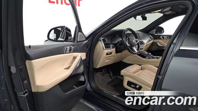 BMW X6 2021 — photo 10
