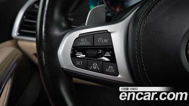 BMW X6 2021 — photo 18