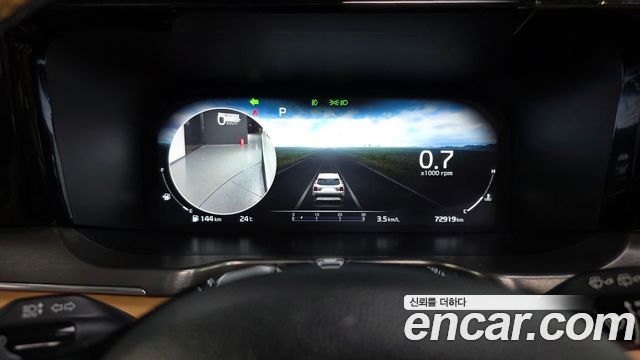 Kia Sorento 2023 — photo 11