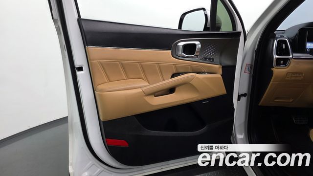 Kia Sorento 2023 — photo 14