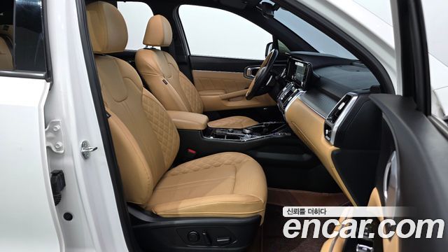 Kia Sorento 2023 — photo 16