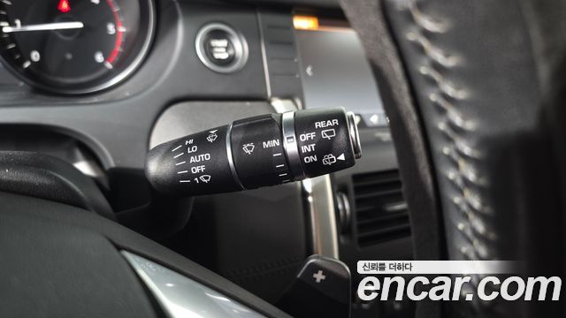 Land Rover Discovery Sport 2018 — photo 26