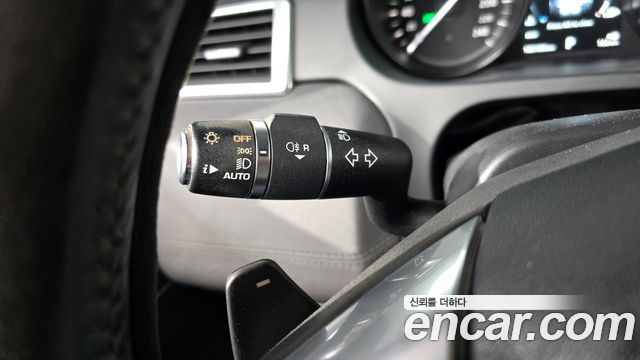 Land Rover Discovery Sport 2018 — photo 27