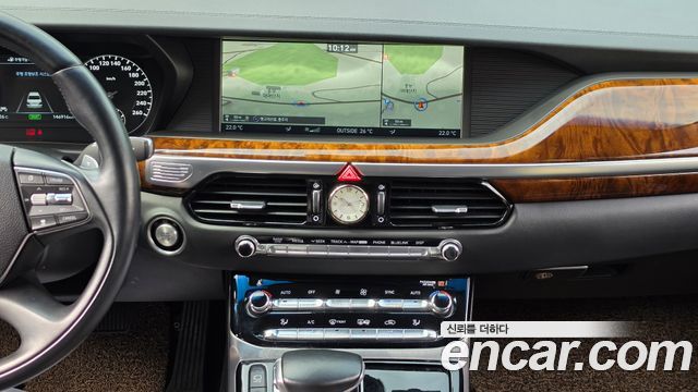 Genesis EQ900 2016 — photo 13