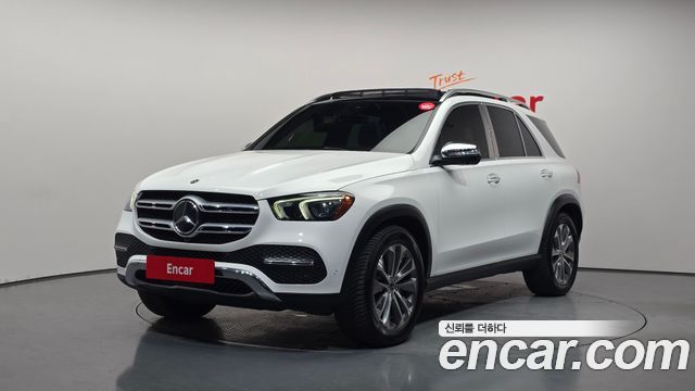 Mercedes-Benz GLE-Class 2021 — photo 1