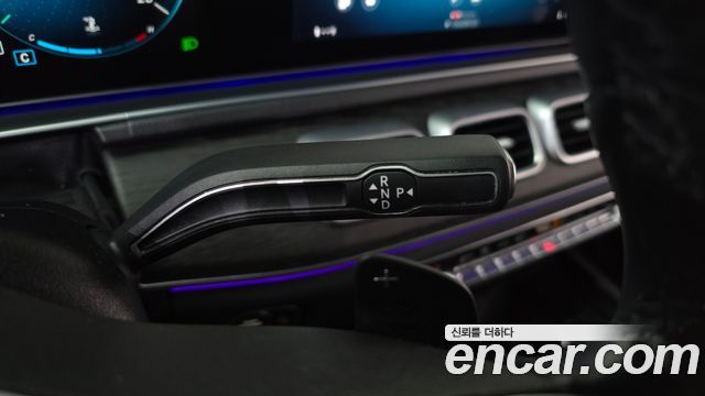 Mercedes-Benz GLE-Class 2021 — photo 12