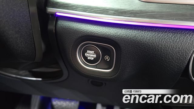 Mercedes-Benz GLE-Class 2021 — photo 24