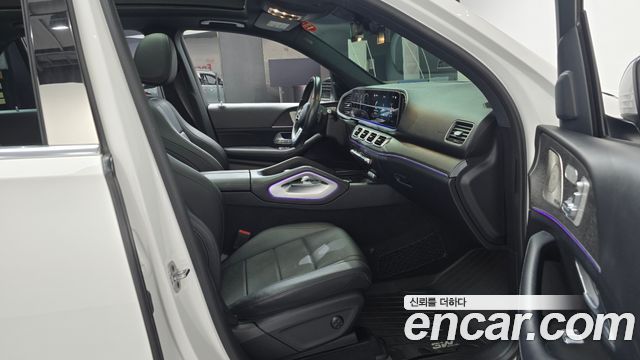 Mercedes-Benz GLE-Class 2021 — photo 16