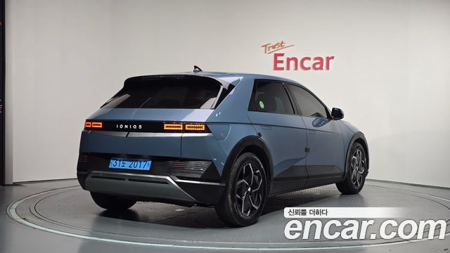 Hyundai Ioniq5 2023 — photo 2