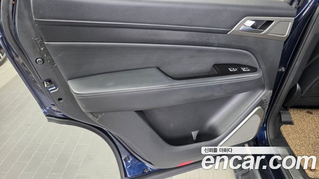 KG Mobility Rexton 2018 — photo 15