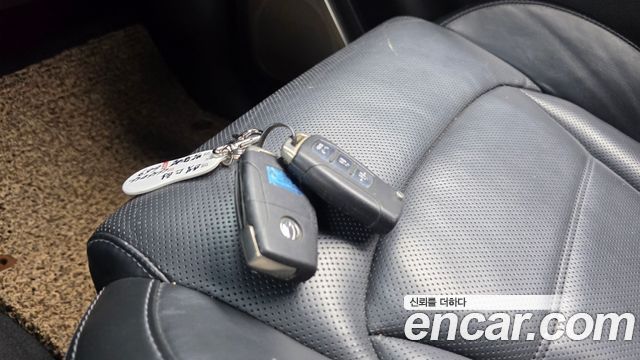 KG Mobility Rexton 2018 — photo 27