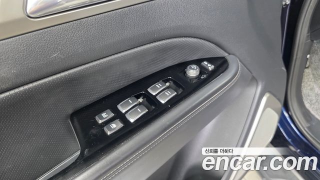 KG Mobility Rexton 2018 — photo 29