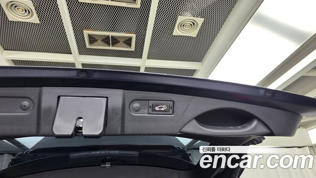 KG Mobility Rexton 2018 — photo 31
