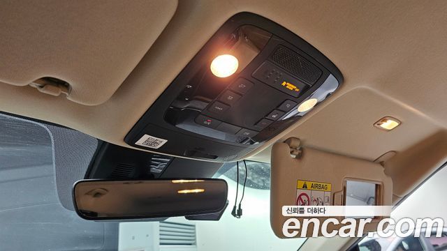 Kia Canival 2021 — photo 19