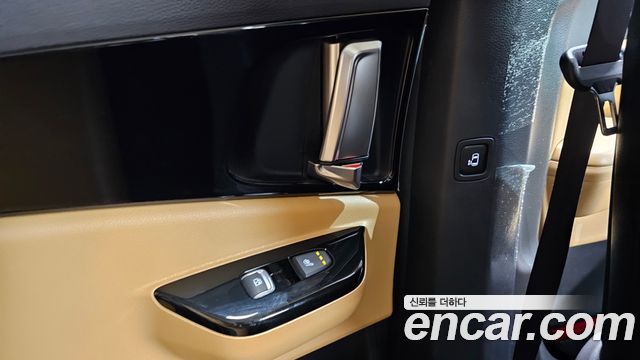 Kia Canival 2021 — photo 20