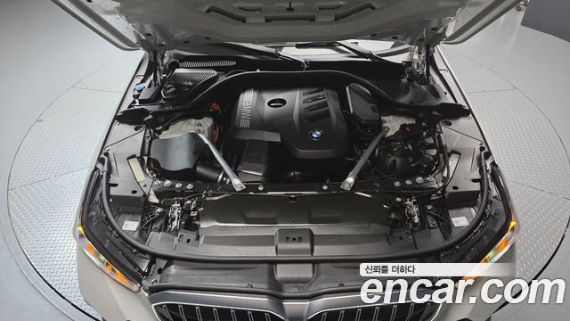 BMW 5-Series 2024 — photo 6