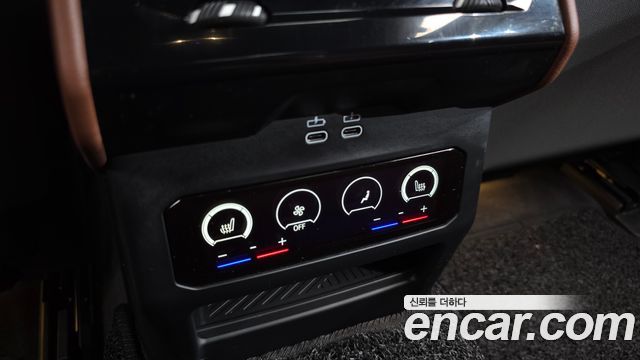 BMW 5-Series 2024 — photo 28