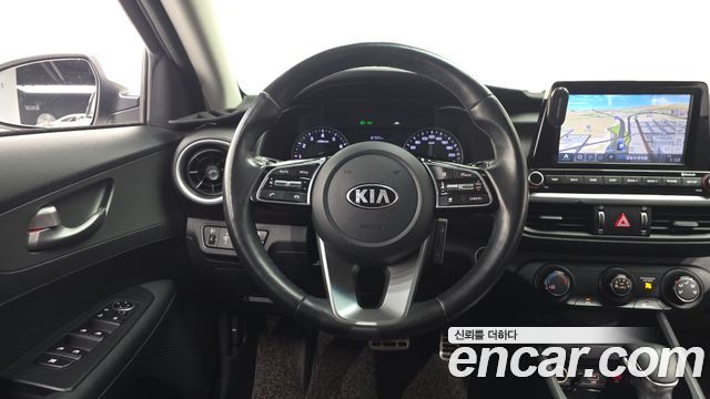 Kia K3 2019 — photo 18
