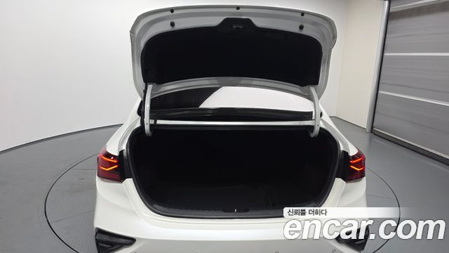 Kia K3 2019 — photo 26