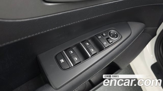 Kia K3 2019 — photo 27