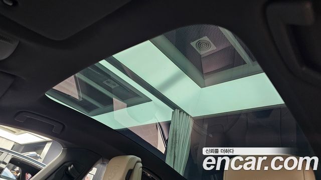 Porsche Taycan 2023 — photo 15