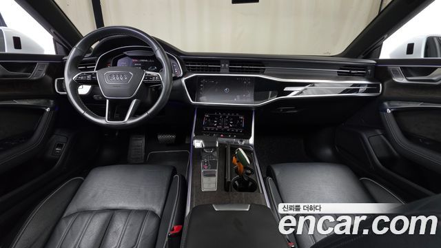 Audi A7 2021 — photo 10