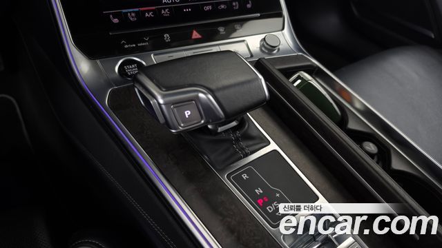 Audi A7 2021 — photo 12