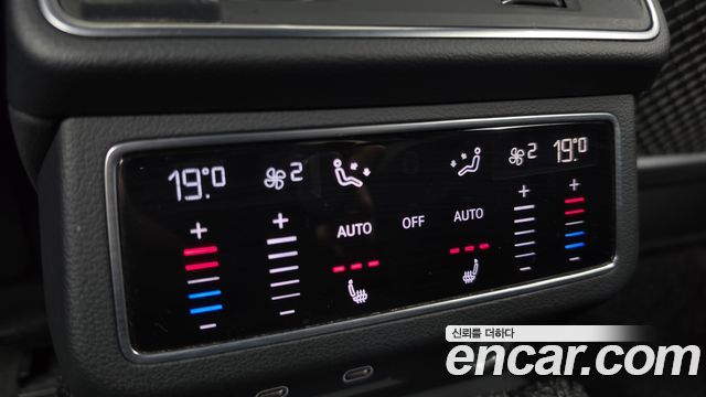 Audi A7 2021 — photo 25