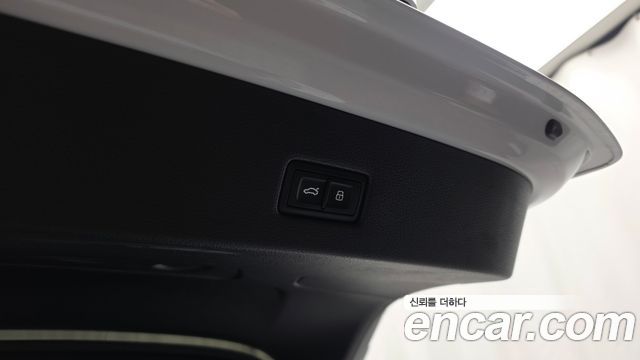 Audi A7 2021 — photo 34