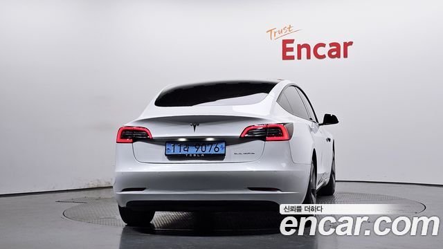 Tesla Model 3 2021 — photo 4
