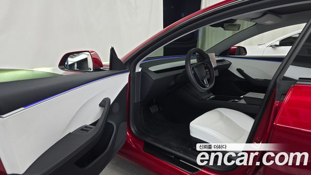 Tesla Model 3 2024 — photo 10
