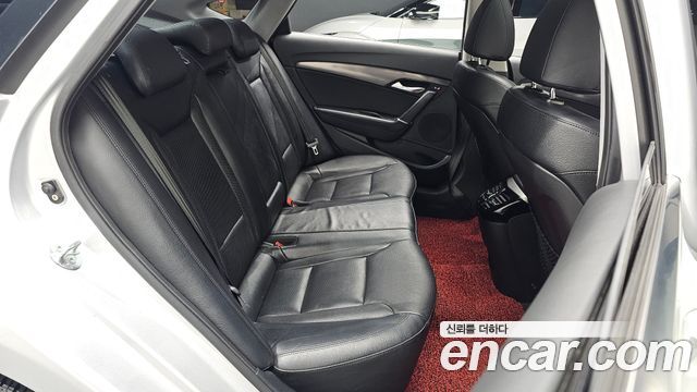 Hyundai i40 2014 — photo 11