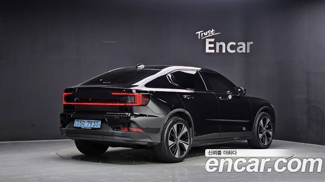 Polestar Polestar 2 2023 — photo 2