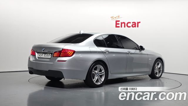 BMW 5-Series 2016 — photo 2