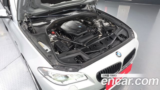 BMW 5-Series 2016 — photo 6
