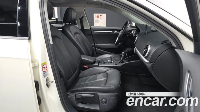Audi A3 2015 — photo 11