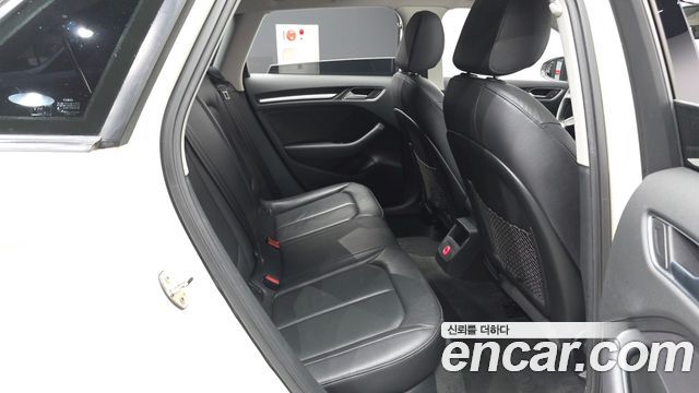 Audi A3 2015 — photo 12
