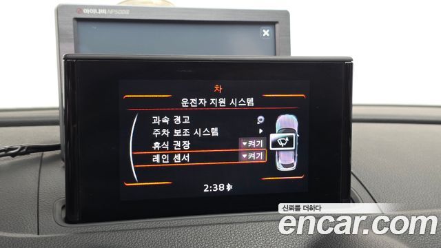 Audi A3 2015 — photo 15