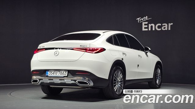 Mercedes-Benz GLC-Class 2026 — photo 2