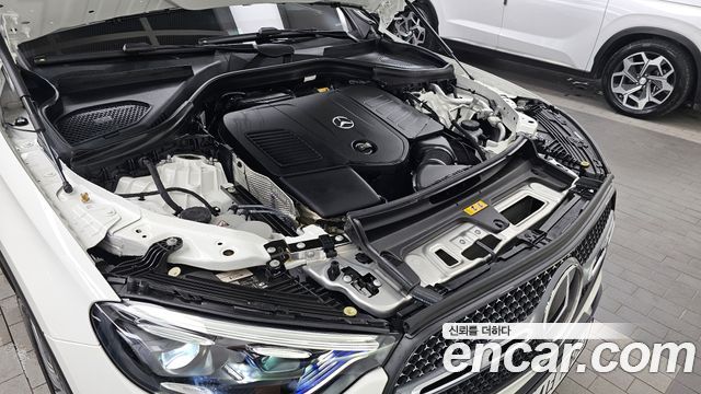 Mercedes-Benz GLC-Class 2026 — photo 6