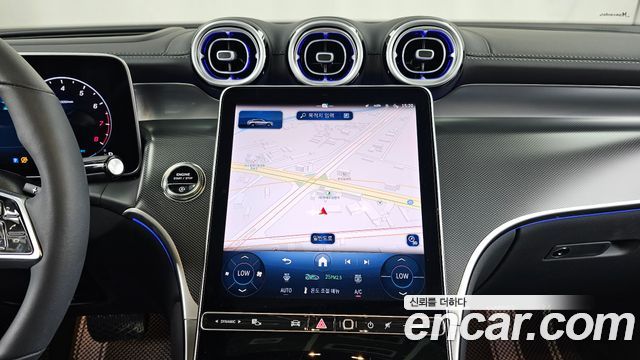 Mercedes-Benz GLC-Class 2026 — photo 20